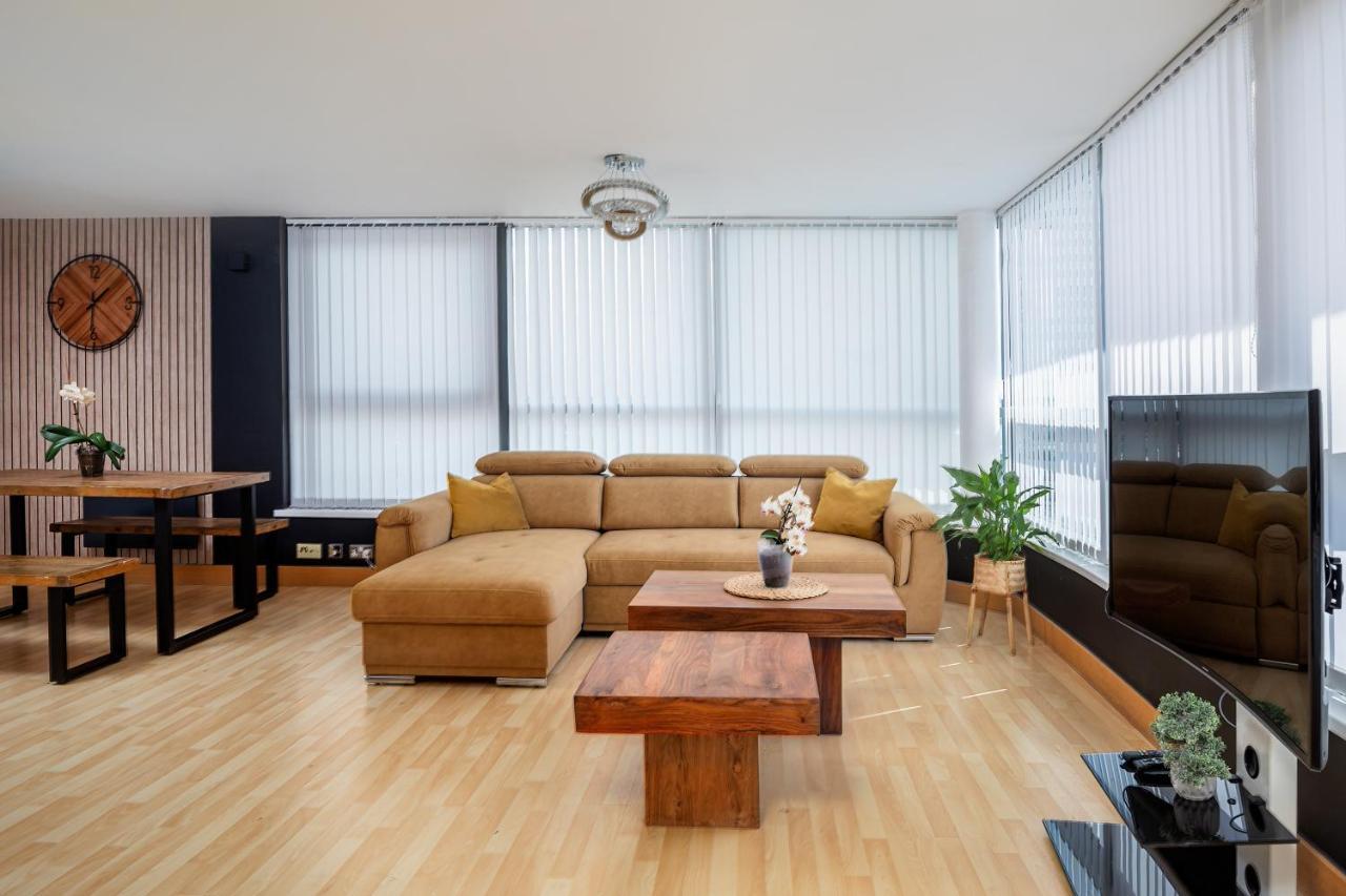 Leeds Most Stunning Penthouse! - Sleeps 8 Apartman Kültér fotó
