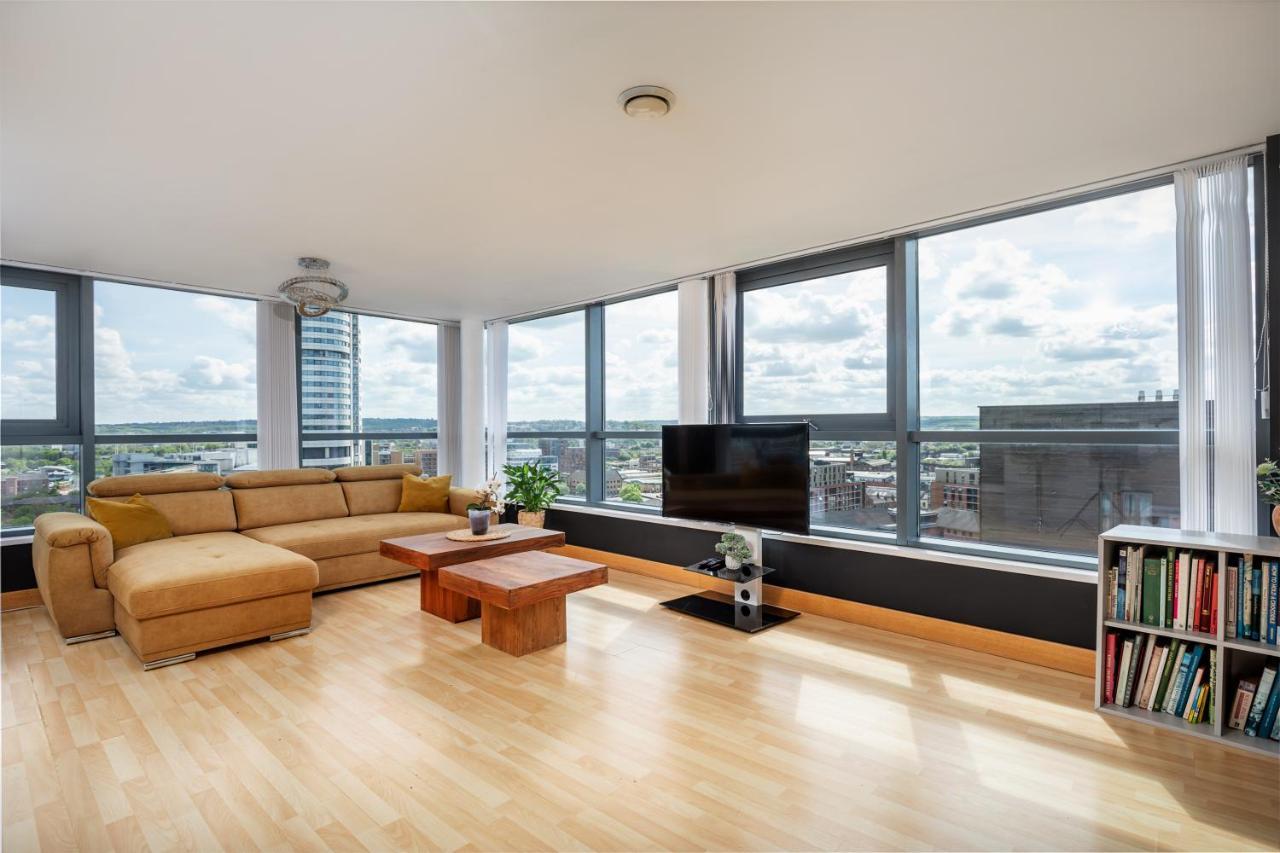 Leeds Most Stunning Penthouse! - Sleeps 8 Apartman Kültér fotó