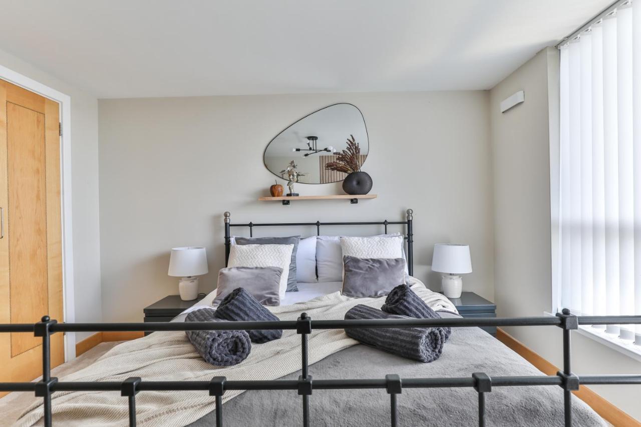 Leeds Most Stunning Penthouse! - Sleeps 8 Apartman Kültér fotó