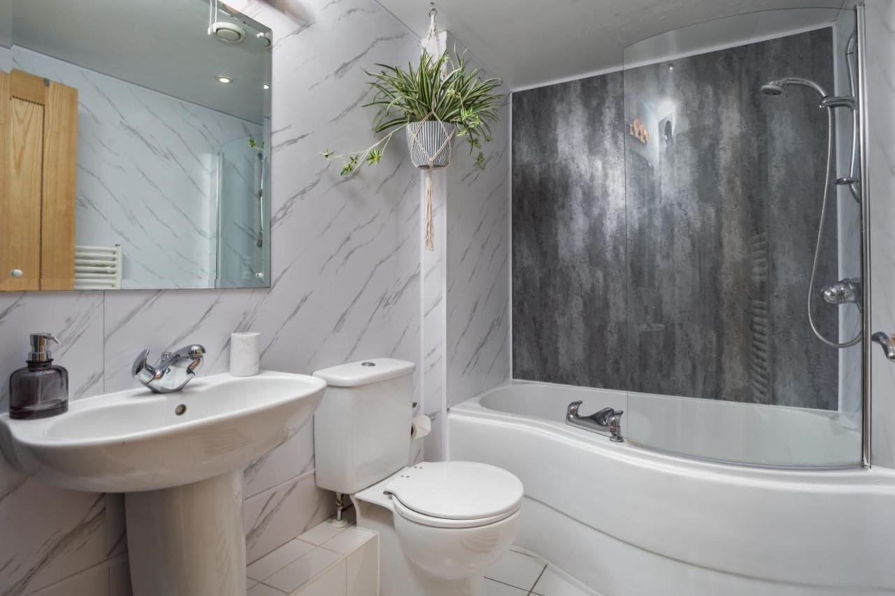 Leeds Most Stunning Penthouse! - Sleeps 8 Apartman Kültér fotó