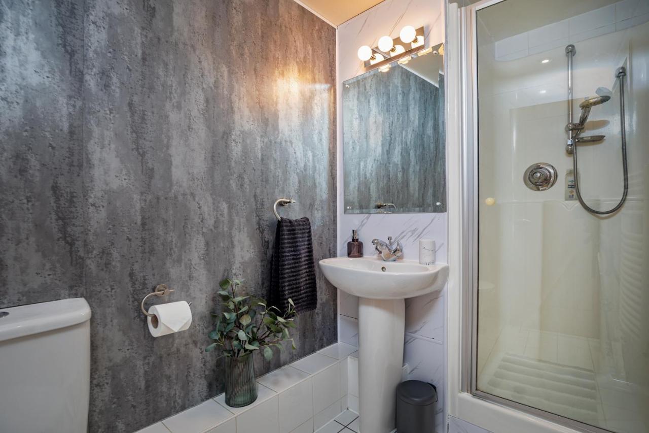 Leeds Most Stunning Penthouse! - Sleeps 8 Apartman Kültér fotó