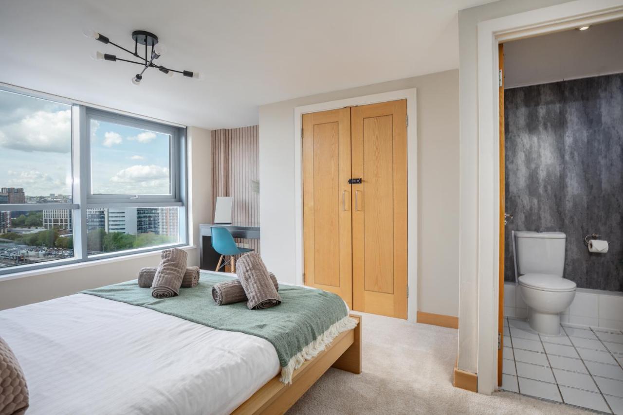 Leeds Most Stunning Penthouse! - Sleeps 8 Apartman Kültér fotó